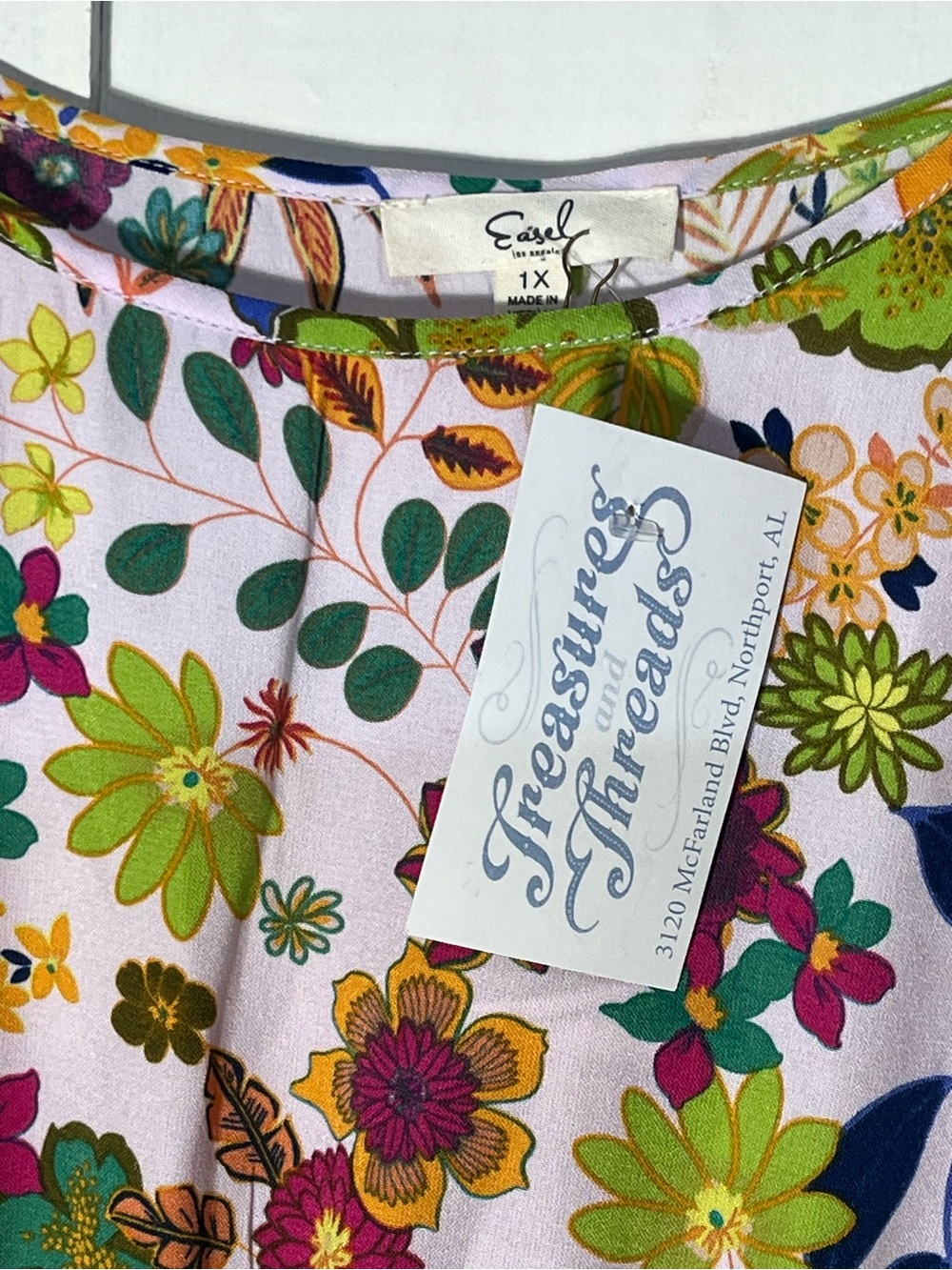 NWT! Easel Women’s Sz 1X Floral Tiered Ruffle Blouse - Multicolor - Picture 2 of 9